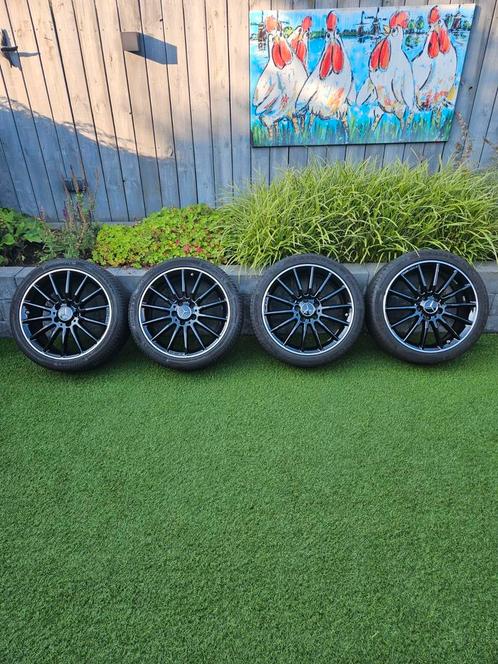 AMG velgen mercedes 225 40 18, Auto-onderdelen, Banden en Velgen, Zomerbanden, 18 inch, 225 mm, Personenwagen, Gebruikt, Ophalen