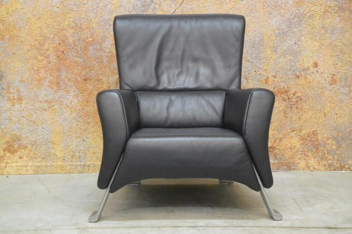 ZGANieuw blauwe leren Rolf Benz 322 design fauteuil, Huis en Inrichting, Fauteuils, Zo goed als nieuw, Leer, Metaal, 75 tot 100 cm