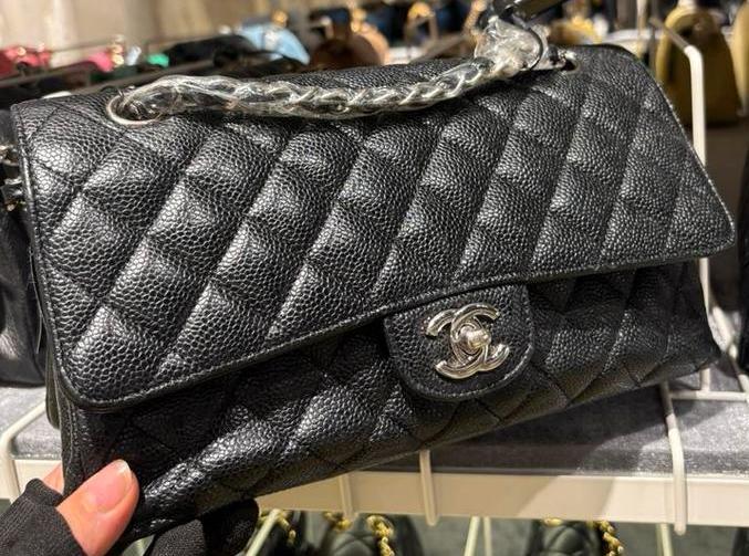 € 5500 Vintage Chanel Classic Flap, Sieraden, Tassen en Uiterlijk, Tassen | Damestassen, Gebruikt, Schoudertasje, Zwart, Ophalen of Verzenden