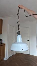 Poolse originele industriële emaille lamp. Twee stuks!, Huis en Inrichting, Lampen | Hanglampen, Minder dan 50 cm, Ophalen of Verzenden