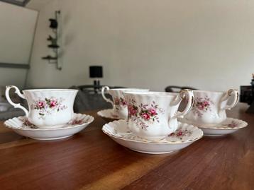 Royal Albert theekopjes – Lavender Rose – set van 4 beschikbaar voor biedingen