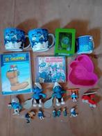 smurfen poppetjes 11 - 2 mokken steen - horloge - bakvorm, Ophalen, Zo goed als nieuw, Verschillende Smurfen, Gebruiksvoorwerp