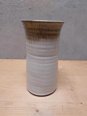 Frans van Brummelen? Vintage Studio Aardewerk Vaas 'FB' beschikbaar voor biedingen