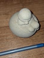 Duimend kindje. MarBell Stone Art uit België, Ophalen of Verzenden, Zo goed als nieuw, Mens
