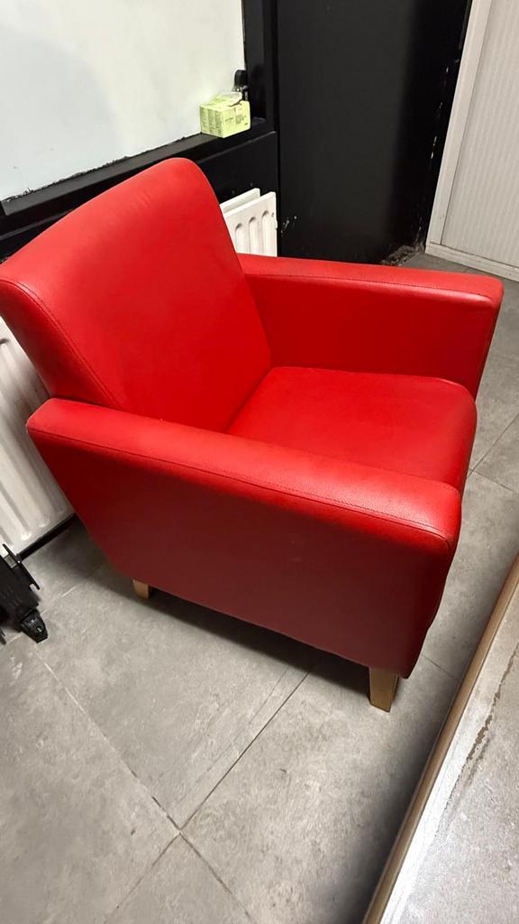 Rode Leren Fauteuil – Echt Leer, Topstaat! (70x60 cm), Huis en Inrichting, Fauteuils, Zo goed als nieuw, Leer, 50 tot 75 cm, Ophalen