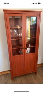 IKEA HEMNES Vitrinekast Boekenkast Roodbruin, Huis en Inrichting, Ophalen, Gebruikt, 50 tot 100 cm, Modern