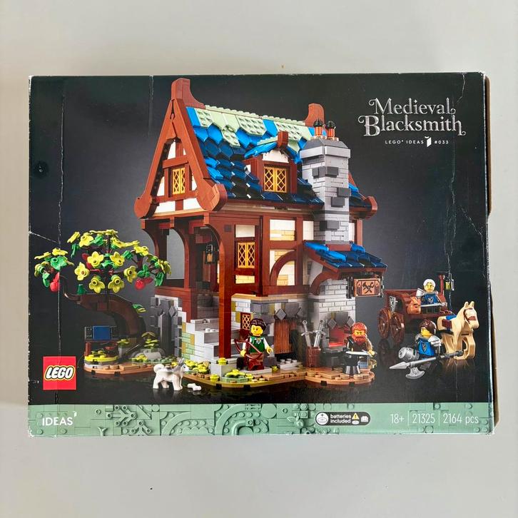 Lego 21325 Medieval Blacksmith, Kinderen en Baby's, Speelgoed | Duplo en Lego, Gebruikt, Lego, Complete set, Ophalen of Verzenden