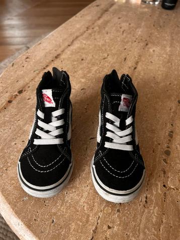 Vans maat 23,5 beschikbaar voor biedingen