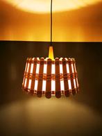 Vintage hanglamp met rotan en jute, Huis en Inrichting, Lampen | Hanglampen, Ophalen, Gebruikt, Minder dan 50 cm