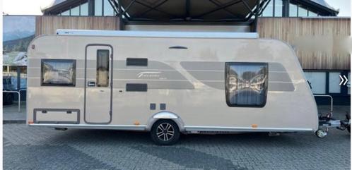 Caravan Buerstner 540TS Trecento, Caravans en Kamperen, Caravans, Particulier, tot en met 4, 1250 - 1500 kg, Rondzit, Bürstner