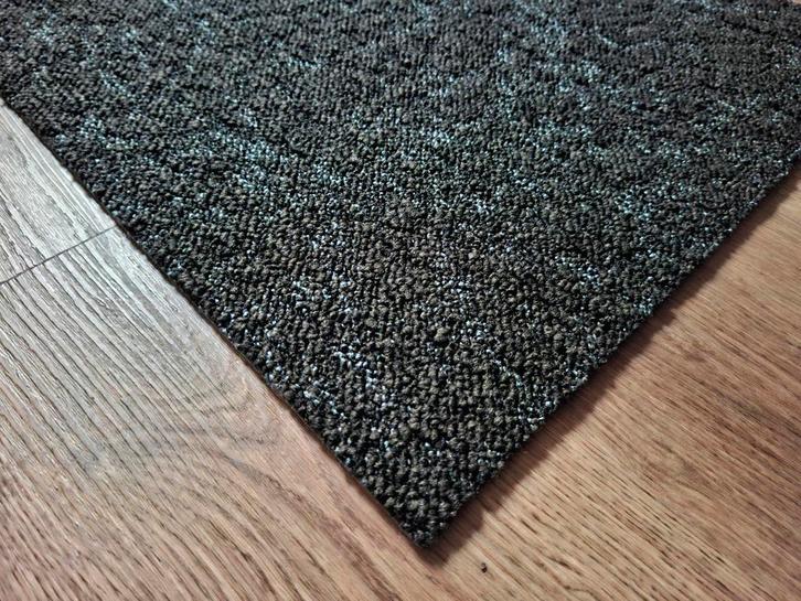 Tapijttegels Desso zwart 50x50 cm nieuw!, Huis en Inrichting, Stoffering | Vloerbedekking, Nieuw, Tapijttegels, Zwart, Blauw, 75 m² of meer