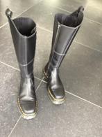 Hoge Dr. Martens laarzen 39, Kleding | Dames, Schoenen, Hoge laarzen, Zwart, Ophalen of Verzenden, Zo goed als nieuw
