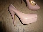 Maat 39 poeder rose lak hakken, Kleding | Dames, Schoenen, Ophalen of Verzenden, Schoenen met hoge hakken, Roze, Jumex