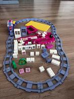 Hello Kitty treinbaan, Kinderen en Baby's, Speelgoed | Duplo en Lego, Ophalen of Verzenden, Zo goed als nieuw