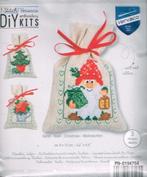 Cado vervaco borduurpakket set van 3 geurzakjes 764  KERST, Hobby en Vrije tijd, Borduren en Borduurmachines, Ophalen of Verzenden