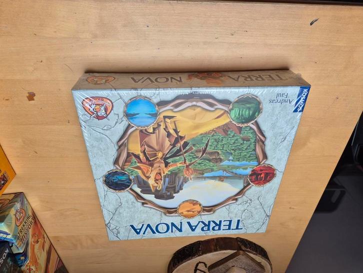 Terra Nova, Hobby en Vrije tijd, Gezelschapsspellen | Bordspellen, Nieuw, Ophalen of Verzenden