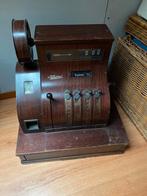 Antieke Houten National kassa, Ophalen