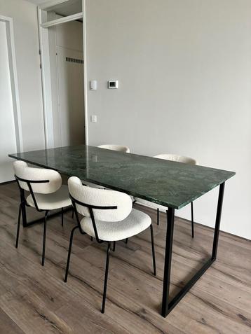 Marmeren eettafel 180 x 90 (India groen) van Aime Té