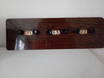 Vintage Biljartteller / Scorebord beschikbaar voor biedingen