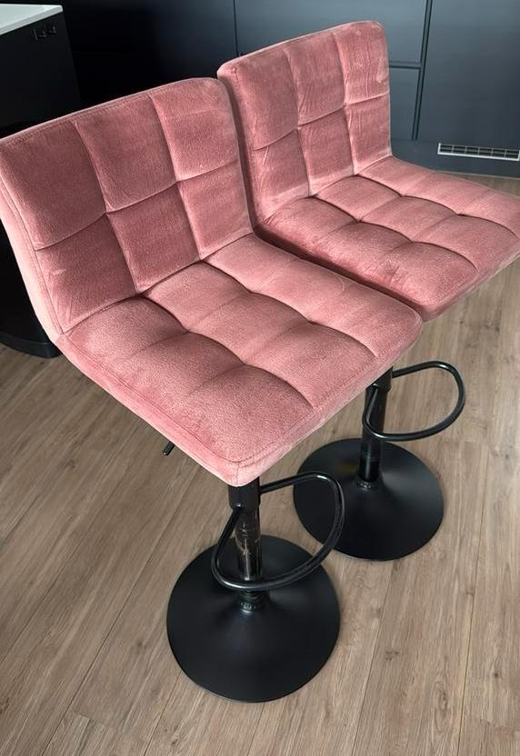 Oud roze barkrukken, Huis en Inrichting, Barkrukken, Zo goed als nieuw, 60 tot 90 cm, In hoogte verstelbaar, Ophalen