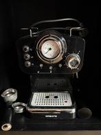 Koffie machine en bonen maler, Witgoed en Apparatuur, Koffiezetapparaten, Ophalen, Zo goed als nieuw, Koffiemachine, Stoompijpje