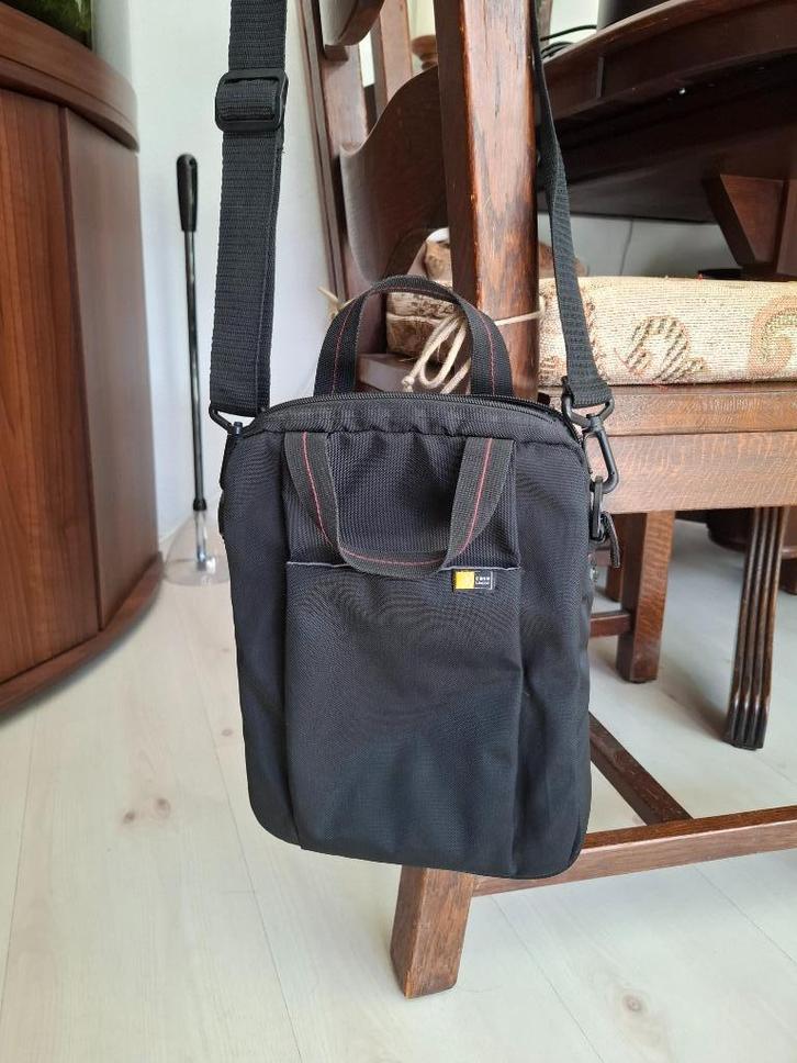 Case Logic Laptop Tasje, Computers en Software, Laptoptassen, Zo goed als nieuw, Schoudertas, 11 inch of minder, Ophalen of Verzenden