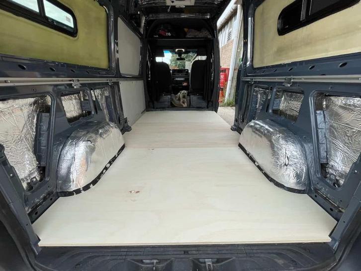 Geïsoleerde vloer Mercedes Sprinter | VW Crafter | MAN TGE, Caravans en Kamperen, Camper-accessoires, Nieuw, Ophalen