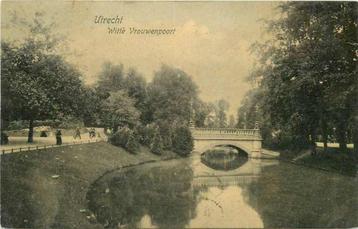 (377-502-021) Utrecht Witte Vrouwenpoort beschikbaar voor biedingen