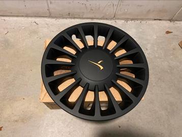 2X nieuwe Lancia ypsilon wieldoppen 15 inch. beschikbaar voor biedingen