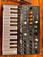 Arturia Microfreak algorithmic synthesizer, Muziek en Instrumenten, Synthesizers, Overige merken, Zo goed als nieuw, Met midi-aansluiting