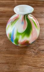 Vaas glas roze/groen/blauw hoogte 18 cm, Antiek en Kunst, Antiek | Vazen, Ophalen of Verzenden