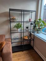 Zwart metalen wandmeubel vakkenkast, Huis en Inrichting, Ophalen, Zo goed als nieuw