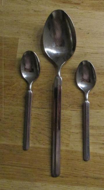 2 theelepeltjes Gero 18-8 Lucca 11,6cm en dinerlepel 19,3cm beschikbaar voor biedingen