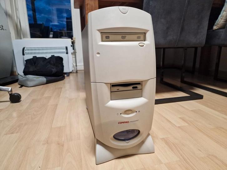 Compaq Pressario 7913 - Desktop - Vintage!, Computers en Software, Desktop Pc's, Gebruikt, Minder dan 2 Ghz, HDD, Minder dan 4 GB