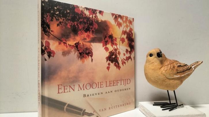 Ruitenburg, Ds. P. van; Een mooie leeftijd, Boeken, Godsdienst en Theologie, Gelezen, Christendom | Protestants, Ophalen of Verzenden