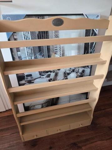 Riverdale boeken/keuken kastje beschikbaar voor biedingen