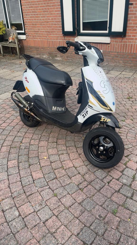 Piaggio zip 70cc op brom kenteken, Fietsen en Brommers, Scooters | Piaggio, Zo goed als nieuw, Zip, Ophalen of Verzenden