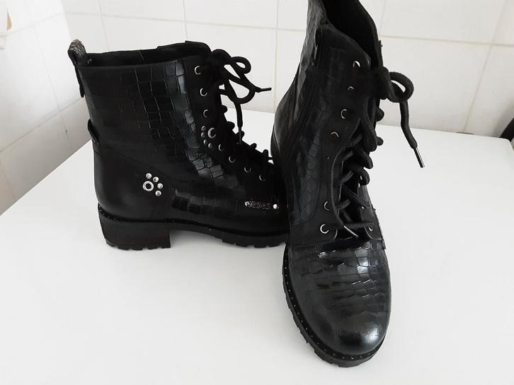 Zwarte dames laarsjes maat 37    NIEUW, Kleding | Dames, Schoenen, Nieuw, Lage of Enkellaarzen, Zwart, Ophalen of Verzenden