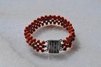 Vintage Armband rode kraaltjes Hout, Overige materialen, Gebruikt, Ophalen of Verzenden, Rood