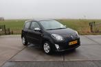 Renault Twingo 1.2 16V 2010 Zwart 1ste EIGENAAR, Auto's, 839 kg, Twingo, 4 cilinders, 4 stoelen