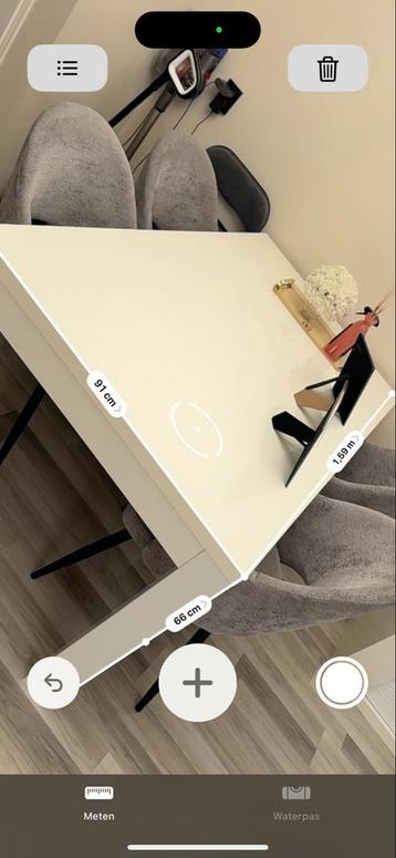 Witte Hoogglans Eettafel beschikbaar voor biedingen