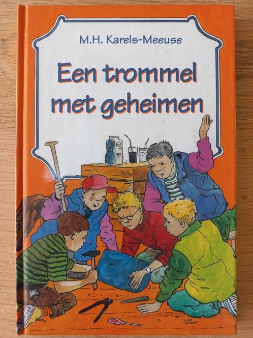 Een trommel met geheimen, M.H Karels-Meeuse, chr. ZGAN!!!, Boeken, Kinderboeken | Jeugd | 10 tot 12 jaar, Zo goed als nieuw, Ophalen of Verzenden