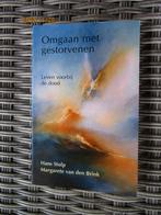 Hans Stolp  / Omgaan met gestorvenen, Boeken, Gelezen, Achtergrond en Informatie, H. Stolp & M. van den Brink, Ophalen of Verzenden