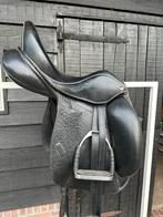 Custom dressuur zadel Icon Flight  compleet 17.5 inch, Dieren en Toebehoren, Ophalen of Verzenden, Zo goed als nieuw, Dressuur
