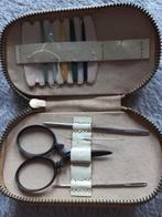 Antiek Naaisetje met Gobelin borduurwerk + antiek schaartje, Antiek en Kunst, Ophalen of Verzenden