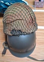 Vintage Legerhelm met Net, Ophalen of Verzenden, Overige soorten, Helm of Baret