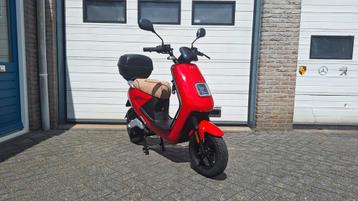 Mooie iva e-go s4 / RED 2024 / BROM / 2670 km / elektrisch! beschikbaar voor biedingen