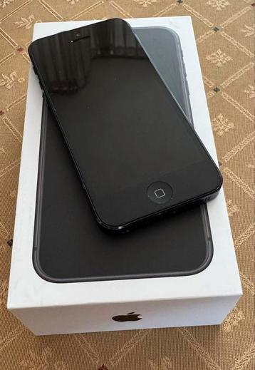 Mooie iPhone 5 beschikbaar voor biedingen