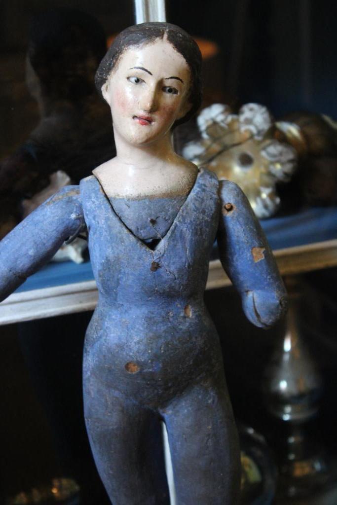 Antieke 18e eeuwse franse madonna Santos pop blauw sokkel, Antiek en Kunst, Antiek | Religie, Ophalen of Verzenden