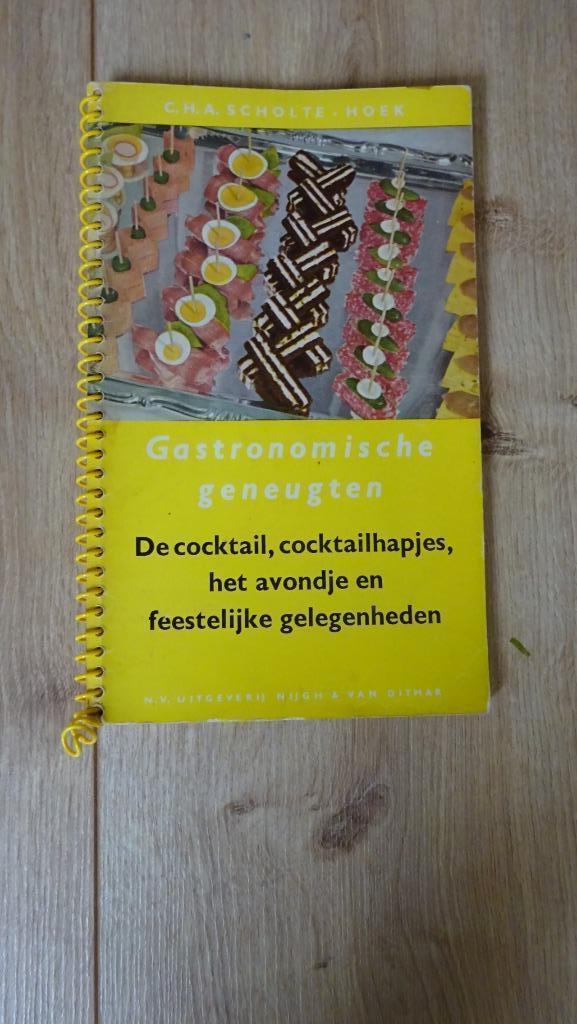 Gastronomische geneugten (cocktailhapjes) Scholte-Hoek 1955, Boeken, Kookboeken, Gelezen, Tapas, Hapjes en Dim Sum, Nederland en België